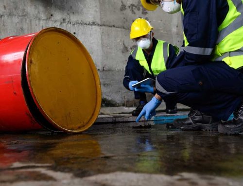 Veszélyes anyagok bontása és szállítása: miért bízd szakemberre?